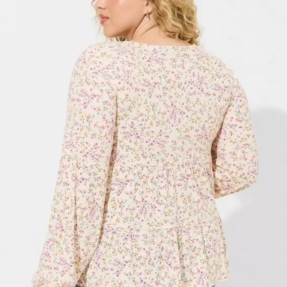 Torrid Texture Jersey V-Neck Long Sleeve Tiered Top- Size 3x - Picture 2 of 12